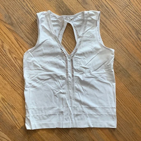 Fabletics Tank Top - Picture 2 of 5